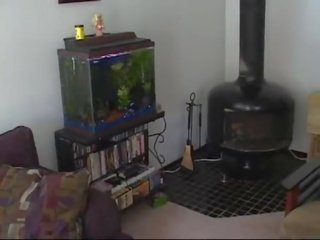Yessignals - krāpšana ar the fish tank aquarium youngster